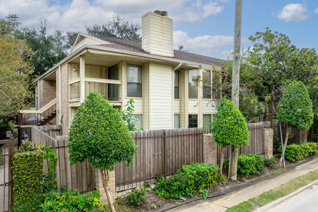 Windsor Park Townhomes in Houston, TX - Building Photo - Building Photo