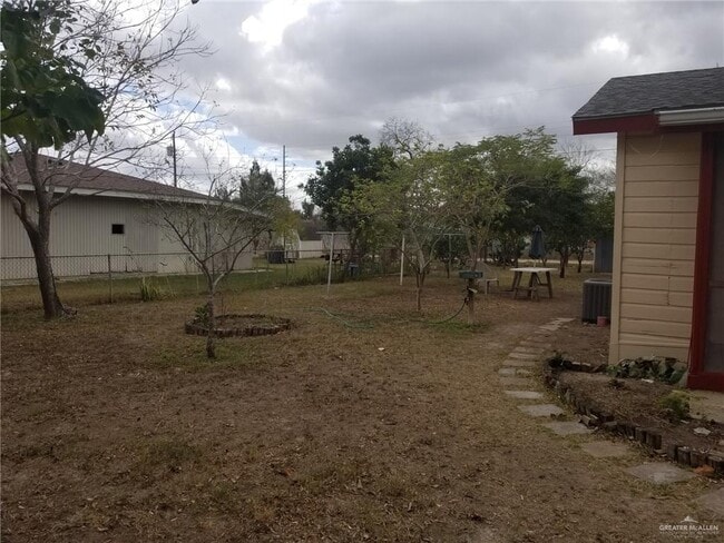 2617 Daytona Ave in McAllen, TX - Building Photo - Building Photo