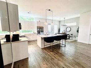 2223 Padron Pl in Houston, TX - Building Photo - Building Photo