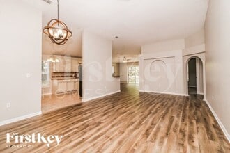 1844 Doe Lake Ct in Apopka, FL - Foto de edificio - Building Photo