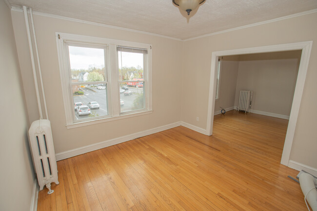 30 Whitney St in Hartford, CT - Building Photo - Building Photo