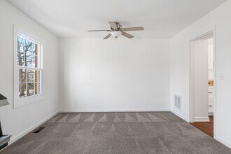 104 Nottingham Ct in Blacksburg, VA - Building Photo - Building Photo