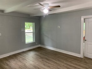 1411 Miles St in Houston, TX - Building Photo - Building Photo