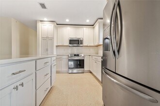 12902 Forest Hills Dr in Tampa, FL - Building Photo - Building Photo