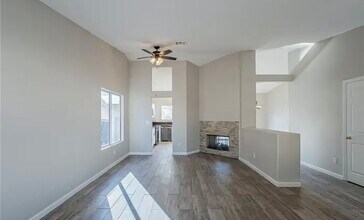 2033 Riderwood Ave in North Las Vegas, NV - Building Photo - Building Photo