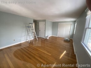 92 Sylvia St in Arlington, MA - Building Photo - Building Photo