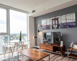 35 Greenfield Ave, Unit SI ID1293841P in Toronto, ON - Building Photo