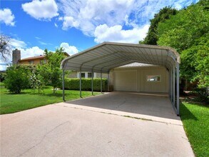 6210 Amber Pass in Austin, TX - Building Photo - Building Photo