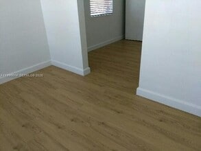 14158 SW 88th Ave in Palmetto Bay, FL - Building Photo - Building Photo