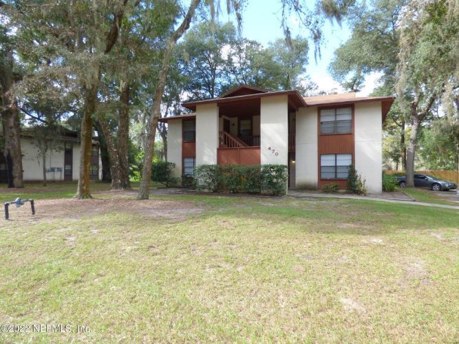 470 Lombard St-Unit -D in Orange Park, FL - Building Photo
