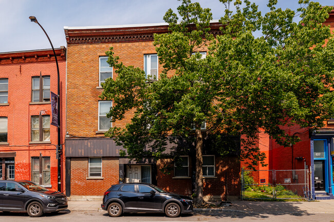 4285 Saint-Jacques Rue in Montréal, QC - Building Photo - Building Photo