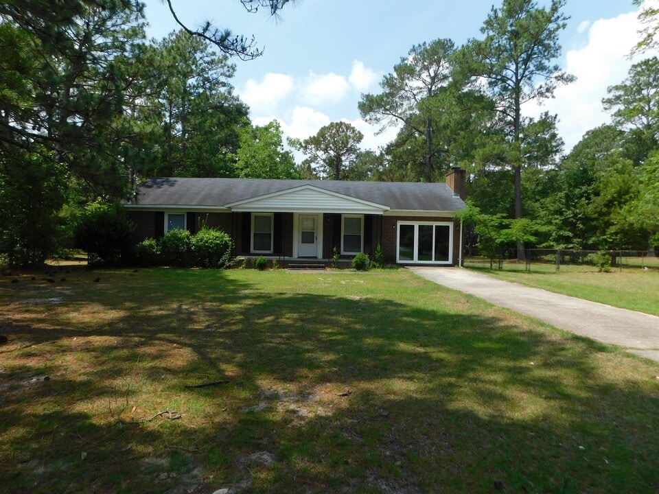 712 National Dr in Goldsboro, NC - Building Photo