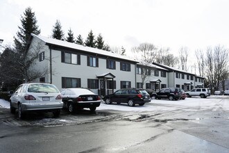 16 Cleveland Pl in Gloucester, MA - Foto de edificio - Building Photo