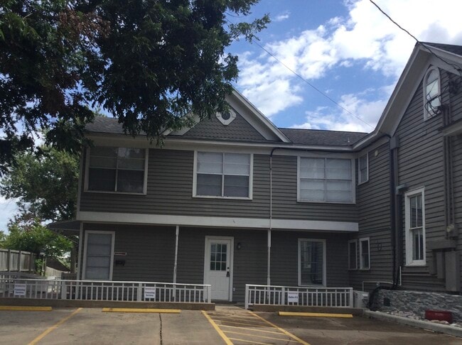 805 W Main St, Unit Suite # 6