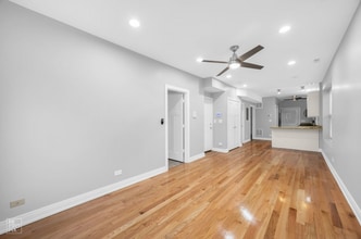 3251 W Carroll Ave, Unit 2 in Chicago, IL - Building Photo - Building Photo