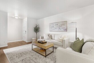 2800 Escada Dr in Farmers Branch, TX - Foto de edificio - Building Photo
