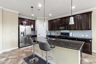 9404 Ocean Going Ct in Austin, TX - Building Photo - Building Photo