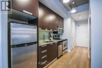 20-220 Stewart St in Toronto, ON - Building Photo - Building Photo