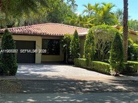 1501 Lisbon St in Coral Gables, FL - Building Photo