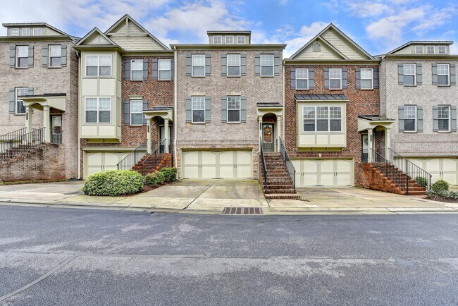 1929 Cobblestone Cir NE in Brookhaven, GA - Building Photo - Building Photo