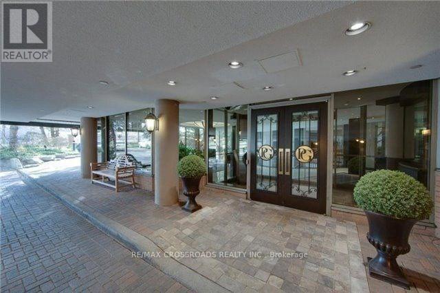 3181 Bayview Ave in Toronto, ON - Building Photo - Building Photo