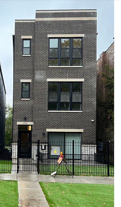 6526 S Maryland Ave, Unit 1 in Chicago, IL - Foto de edificio