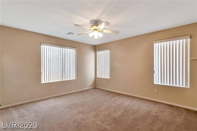 property at 3289 Umbria Gardens Ave