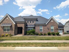 2001 Largo Ct in Franklin, TN - Building Photo