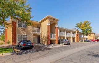 Furnished Studio-Denver - Aurora South in Aurora, CO - Building Photo
