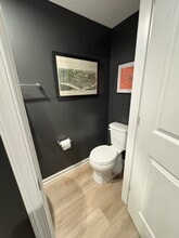 13 Wentworth Ln in Deer Park, OH - Foto de edificio - Building Photo