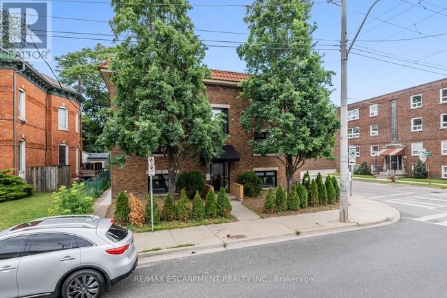 property at 127-127 Victoria Ave S