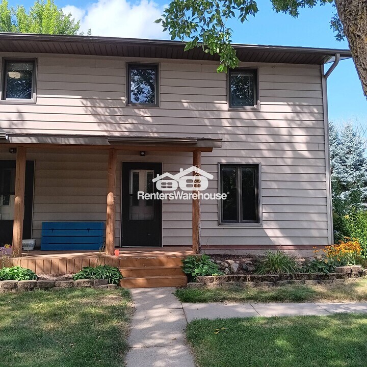 901 3rd St S in Sauk Rapids, MN - Building Photo