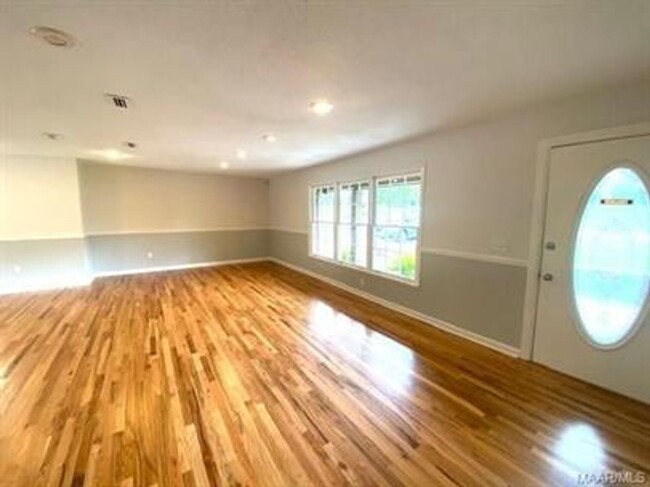 210 Janice St in Enterprise, AL - Building Photo - Building Photo