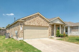 21608 Windmill Ranch Ave in Pflugerville, TX - Building Photo - Building Photo