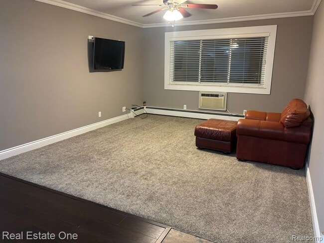 803 Plate St in Rochester, MI - Building Photo - Building Photo