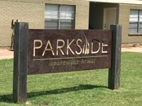 Parkside Apartments in Giddings, TX - Foto de edificio - Building Photo