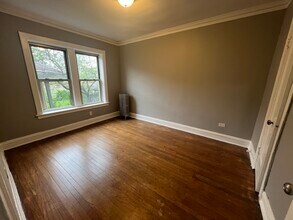 1256 W 83rd St in Chicago, IL - Building Photo - Building Photo