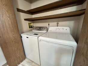 98-351-351 Koauka Loop in Aiea, HI - Foto de edificio - Building Photo