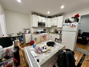 173 Lexington St in Boston, MA - Building Photo - Building Photo