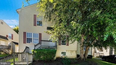 24 Duttonview Dr in Aston, PA - Building Photo - Building Photo