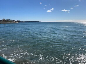 300 Lynn Shore Dr in Lynn, MA - Building Photo - Building Photo