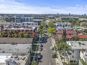 1146 N Formosa Ave in Los Angeles, CA - Building Photo - Building Photo