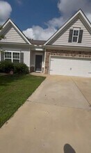 44 Coneflower Ct in Clayton, NC - Building Photo - Building Photo