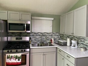 917 Headingly Ave NW in Albuquerque, NM - Building Photo - Building Photo