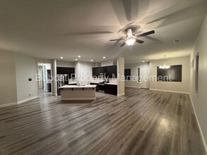 925 Cranfield Ct in Reno, NV - Building Photo - Building Photo