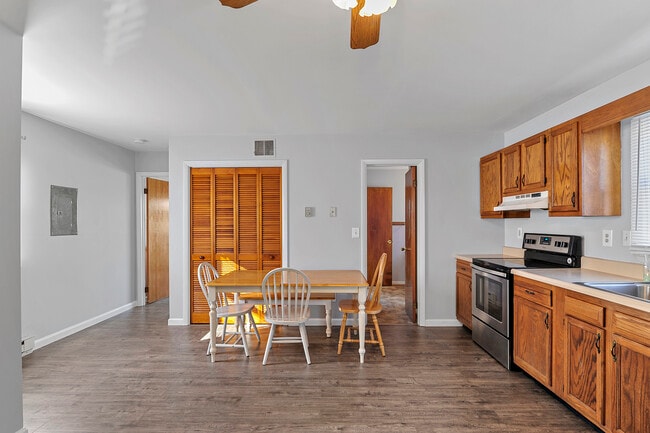 123 Murderkill Ave in Frederica, DE - Building Photo - Building Photo