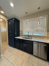 2911 E 5th St. in Austin, TX - Building Photo - Building Photo