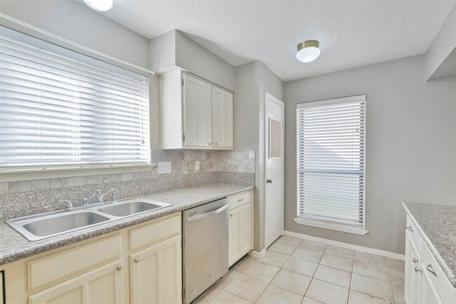 property at 4831 Bridgemont Ln