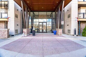 128 Garden Dr in Oakville, ON - Building Photo - Building Photo