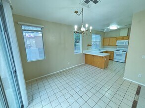 2114 Polynesia Cir in Henderson, NV - Building Photo - Building Photo